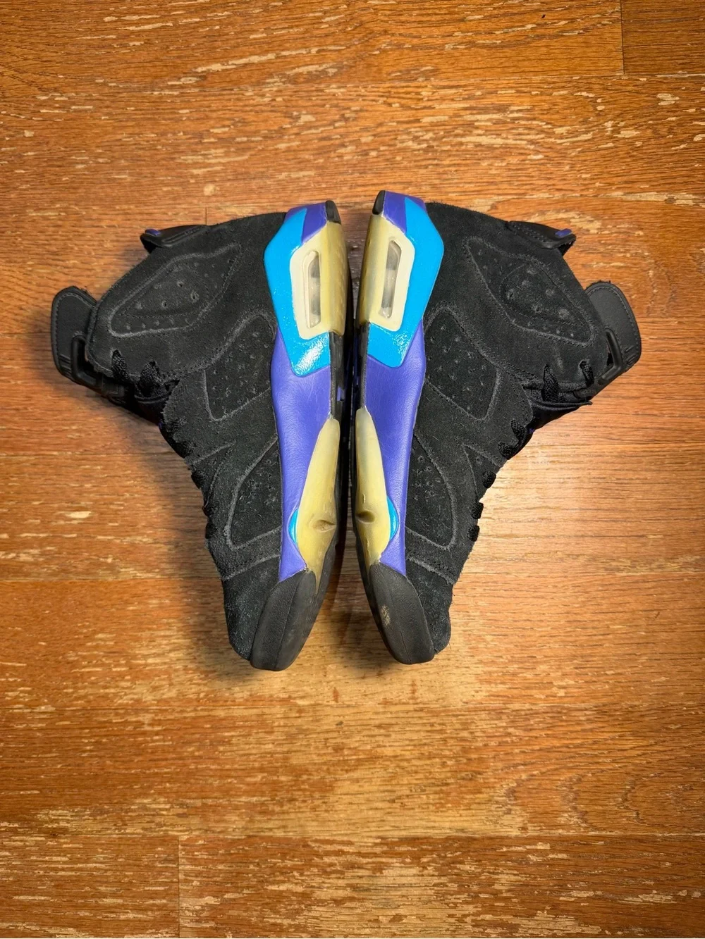 2023 Youth Jordan 6 Aqua